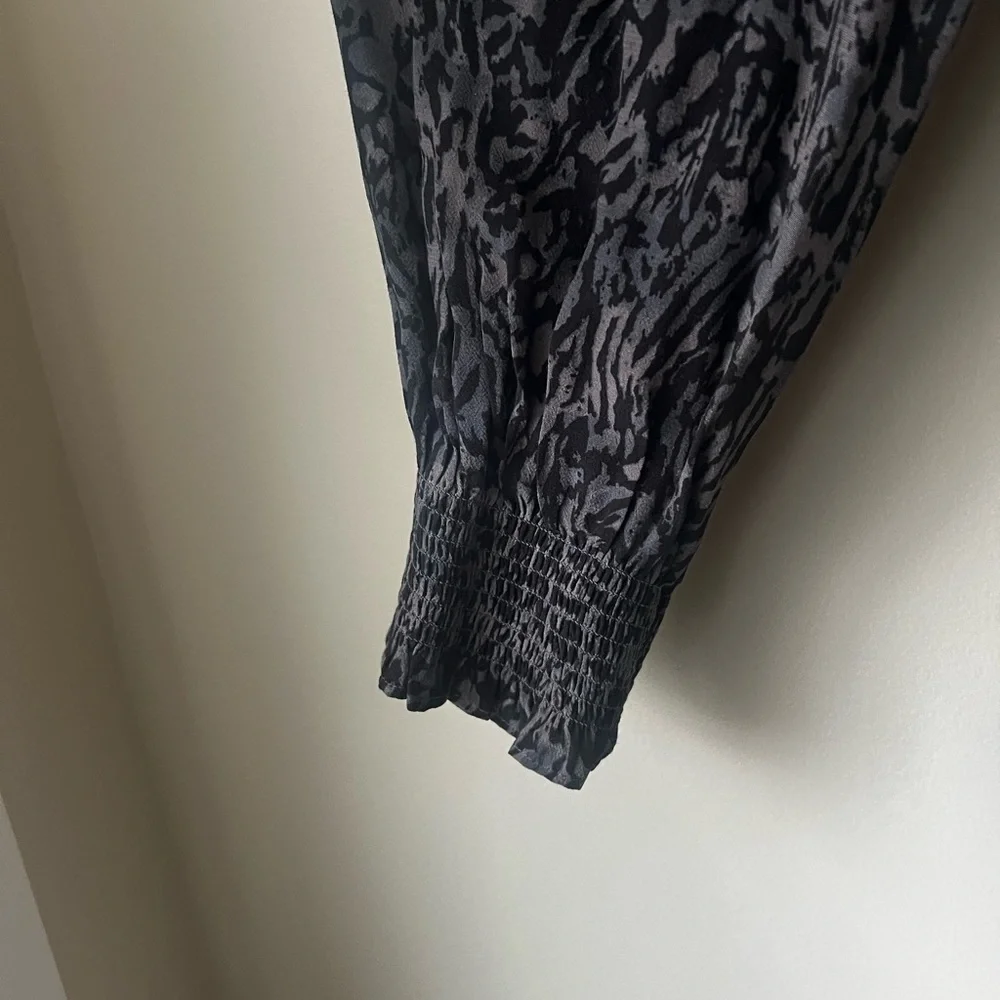 RAILS Zana Charcoal Abstract Animal Print Mini Dress Smocked Mobwife Modern S‎